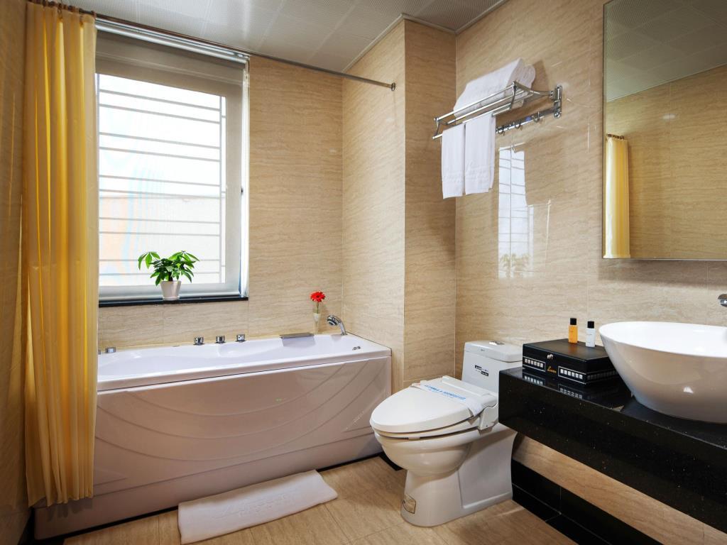 Luxeden Hotel האנוי מראה חיצוני תמונה