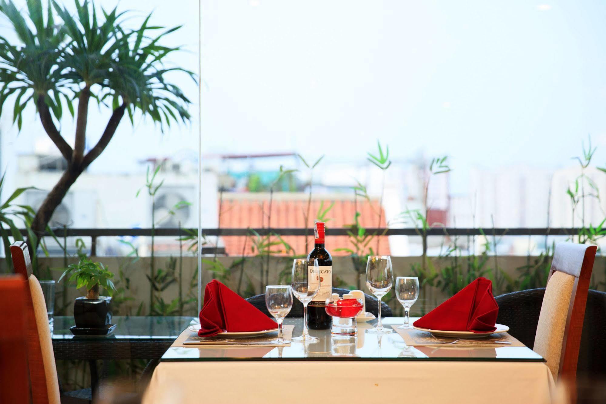 Luxeden Hotel האנוי מראה חיצוני תמונה